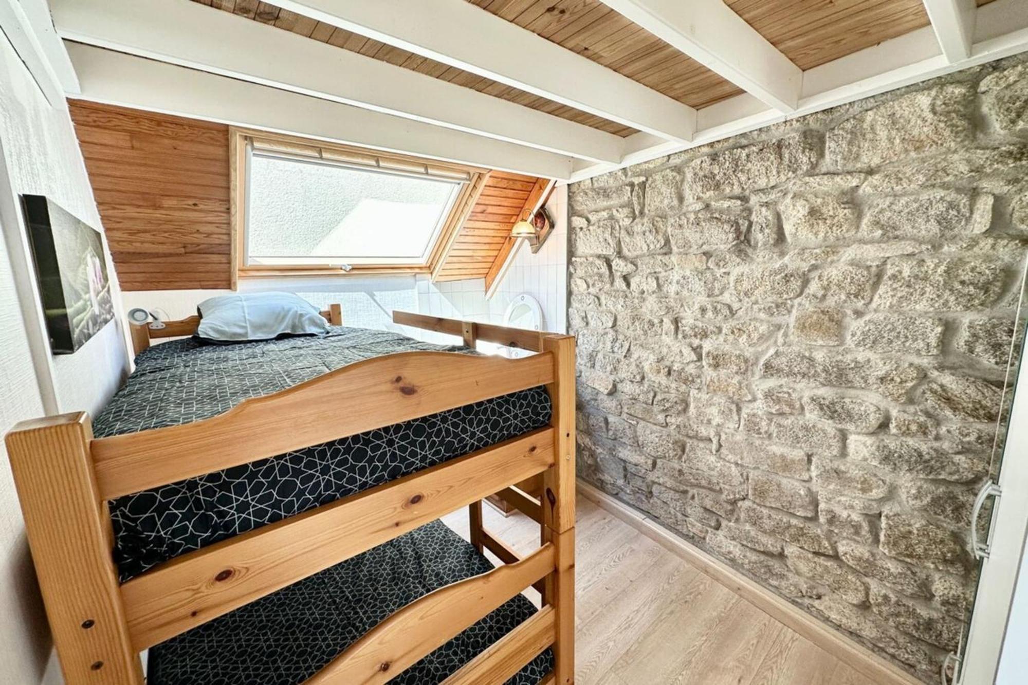 Maison De Pecheur Atypique Les Pieds Dans L'Eau Пломер Екстериор снимка